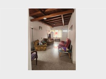 CompartoApto CO - Alquilo habitación con baño privado, cerca al parque de Envigado, Envigado - COP$ 850.000 por mes