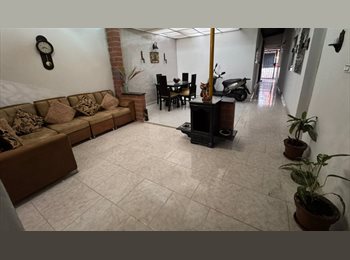 CompartoApto CO - Habitacion amoblada-750000, Medellín - COP$ 750.000 por mes