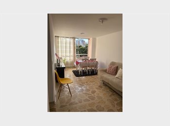 CompartoApto CO - Hermosa habitación cerca estación La Floresta, Medellín - COP$ 800.000 por mes
