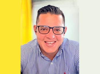 CompartoApto CO - Carlos - 40 - Medellín