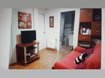 Roomgo ES - HABITACIÓN  FANTÁSTICA CON BALCÓN EN LA CALLE REYES CATÓLICOS, Granada - 360 € por mes