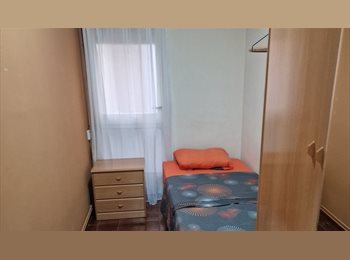 Roomgo ES - Alquiler de habitación, Santa Coloma de Gramanet - 450 € por mes