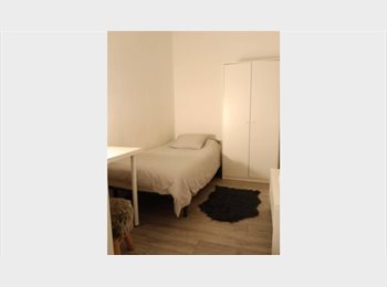 Roomgo ES - Habitación por días, Gràcia - 25 € por mes