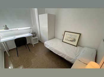 Roomgo ES - Habitacion individual para chica, Valencia - 390 € por mes