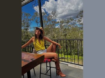 Roomgo ES - Valentina  - 18 - Valencia