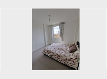 Roomgo UK - NHS Professionals Welcome – Double Room in West London, Hanwell - £950 pcm