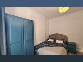 Roomgo UK -  Premium Double Room | Pro House-Share | 15 Mins to Stn , Luton - £672 pcm