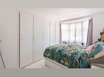 Roomgo UK - Double Room near Hove Park, Fishersgate - £750 pcm