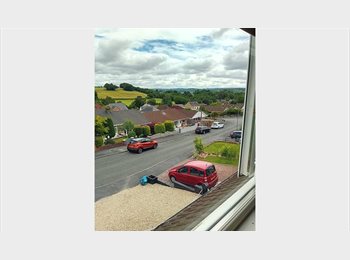 Roomgo UK - Double Room fantastic views, 2 mins from motorway M4!!, Llanelli - £460 pcm