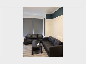 Roomgo UK - Room available in 4 bed female house, Hyde Park - £550 pcm