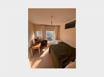 Roomgo UK - ✨Bright Room with Big Garden (Bills Inc.) ✨, Maidstone - £625 pcm