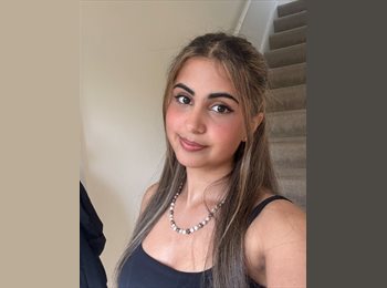 Roomgo UK - Izzy - 22 - Altrincham