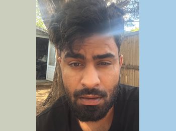 Roomgo UK - Ajay - 25 - Seven Kings