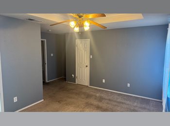 Roomgo US - Rent a Room Get a House, Buda - $750 pm