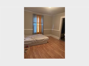 Roomgo US - Rento studio privado, Ranlo - $750 pm