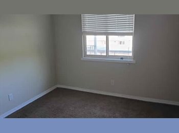 Roomgo US - Millcreek room 650 before utilities, Millcreek - $650 pm