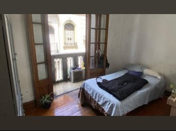 Roomgo AR - Habitación a la calle con balcón. Super luminosa  Parque Rivadavia., Buenos Aires - AR$ 470.000 pm