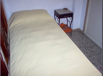 Roomgo AR - Habitacion pequeña c/baño privado, Buenos Aires - AR$ 500.000 pm