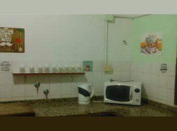 Roomgo AR - RESIDENCIA FEMENINA - CENTRO - Diagonal 80 y 49, La Plata - AR$ 3.500 pm