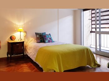 Roomgo AR - Piso Compartido  bien Argentino,habitacion gigante con baño y balcon privado,limpieza,terraza, Capital Federal - AR$ 850.000 pm
