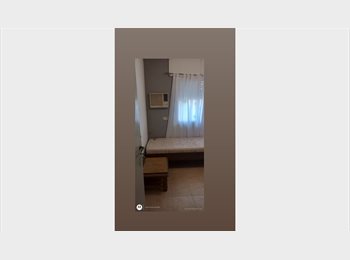 Roomgo AR - Habitación individual grande con aire acondicionado, Rosario - AR$ 400 pm