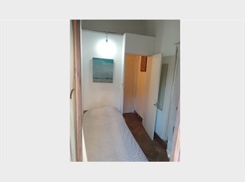 Roomgo AR - HABITACION INDIVIDUAL AL FRENTE C/ BALCON, Argentina - AR$ 390.000 pm
