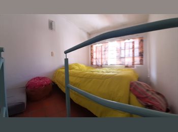 Roomgo AR - Habitacion con baño privado y terraza para chica que estudie o trabaje fuera de casa, Buenos Aires - AR$ 400.000 pm