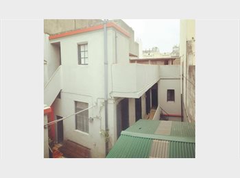 Roomgo AR - HABITACIÓN DOBLE DISPONIBLE  EN HERMOSA CASA ANTIGUA, Buenos Aires - AR$ 360.000 pm