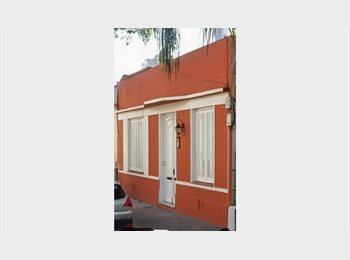 Roomgo AR - Alquilo habitación Para Vivir o uso Profesional, Capital Federal - AR$ 450 pm