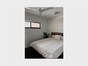 Roomgo AU - Private Room + Own Bathroom, Brisbane - $365 pw