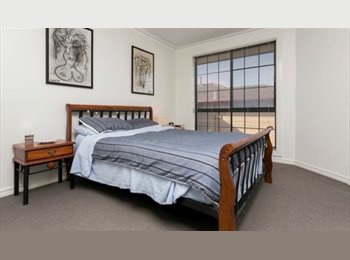 Roomgo AU - All inclusive room with own bathroom and seperate lounge., Tottenham - $500 pw