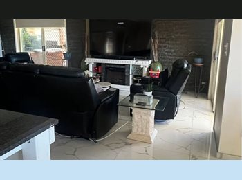 Roomgo AU - A peaceful place with exceptional views and pool, Campbelltown - $250 pw