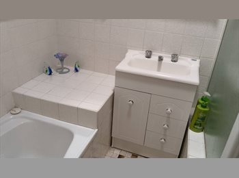 Roomgo AU - Sunny rooms to rent, Toukley - $450 pw