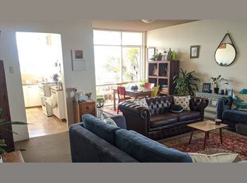 Roomgo AU - Ocean View Beachside Bedroom, Kingsford - $500 pw