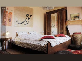 Appartager BE - Butterfly's house room, Evere - 650 € pm