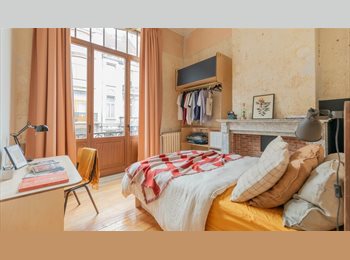 Appartager BE - Chambres meublées avec salle de bain en dans un appartement  colocation avec jardin et salle de spor, Ixelles-Elsene - 803 € pm