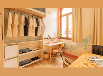 Appartager BE - Chambres meublées avec salle de bain dans une maison avec salle de sport - Forest, Forest-Vorst - 760 € pm