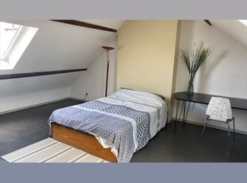 Appartager BE - Grande chambre 30 m2 à proximité de l'UCL, Crainhem - 415 € pm