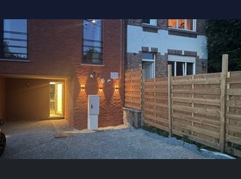 Appartager BE - COLOCATION Première occupation à Mons – à partir de 580€/mois/chambre., Mons - 580 € pm