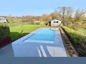 Appartager BE - 4 chambres disponibles dans une magnifique villa avec piscine et spa du 1/9 au 1/12, Arlon - 900 € pm