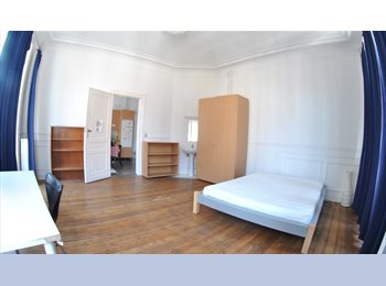 Appartager BE - Premium Room + Balcony :   Madou International Corner, Bruxelles - 850 € pm