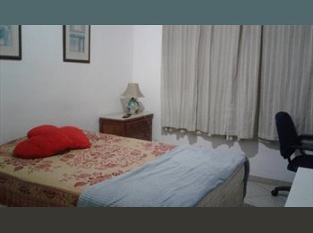 Roomgo BR - Charmoso quarto em Botafogo, Humaitá - R$ 2.500 Por mês