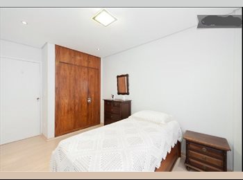 Roomgo BR - Alugo quarto Mobiliado para Mulher, Pinheiros - R$ 1.800 Por mês