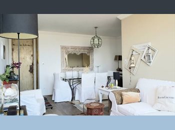 Roomgo BR - Suite Completa Mulheres + Limpeza + Contas Inclusas, Moema - R$ 2.500 Por mês