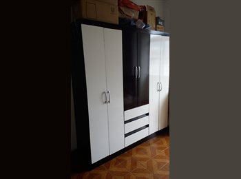 Roomgo BR - Divide se apartamento próximo metro Santana(masculino) santana(masculino), Santana - R$ 700 Por mês