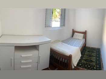 Roomgo BR - Quarto na linha amarela, Morumbi - R$ 1.050 Por mês