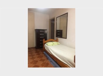 Roomgo BR - Quarto Compartilhado , bairro nobre, em frente á PUC., Perdizes - R$ 900 Por mês