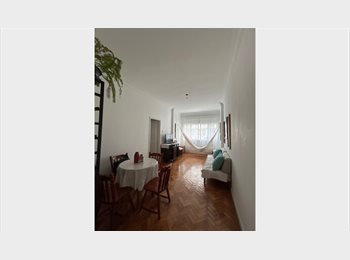 Roomgo BR - Alugo quarto, Copacabana - R$ 2.400 Por mês