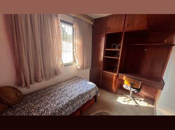 Roomgo BR - 1 quarto mobiliado, cama de solteiro, Jabaquara - R$ 1.200 Por mês