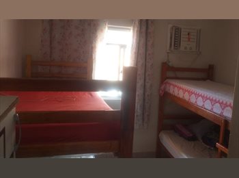 Roomgo BR - Hostel (vagas)  na Zona Sul, Vidigal - R$ 380 Por mês